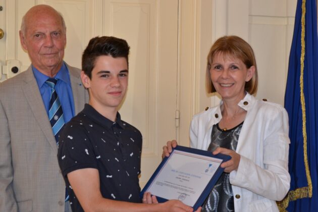 Le jeune Matthieu Dubernard, 15 ans, prix de la citoyenneté