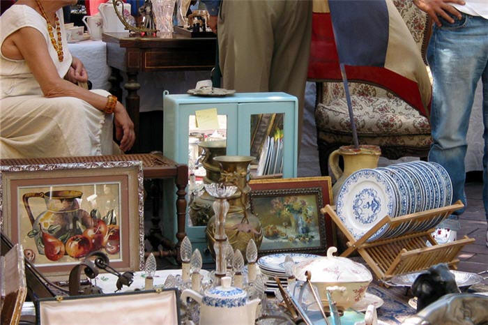 Perpignan : La première foire à la brocante en centre-ville !