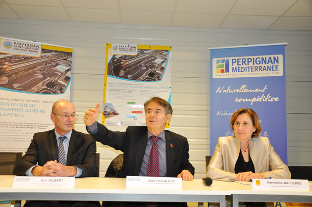 La mise en place d'un train de marchandises direct entre Perpignan St-Charles et le marché parisien de Rungis (gare de Valenton) le 16 décembre constitue la première réussite de la Société d'Economie Mixte Perpignan St-Charles Conteneur Terminal (PSCCT).