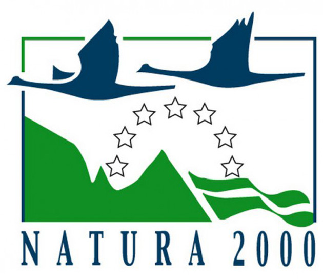 L’exposition Natura 2000 vient mettre en avant ce territoire remarquable. L'association du Pays de la Vallée de l'Agly, en tant qu'animatrice de la Zone de Protection Spéciale Basses-Corbières, reconnu par le réseau européen des sites Natura 2000, s'est dotée d'un outil de communication pour sensibiliser le public à la protection de l'environnement. Elle permettra aux visiteurs de comprendre en quoi les Corbières proposent une biodiversité exceptionnelle, elle permettra de connaitre les oiseaux protégés sur ce territoire à cheval entre l'Aude et les Pyrénées-Orientales et elle permettra également de matérialiser comment concilier activités humaines et protections de l'environnement à l'aide des outils Natura 2000. Cette exposition sera prêtée gratuitement, pour les années à venir, sur le territoire de la ZPS Basses-Corbières et au delà (offices de tourisme, communes, aires d'autoroute, écoles primaires, collèges, lycées, université, IUT, structures privées...), de manière à sensibiliser un public le plus large possible. Cette dernière se tiendra le 17 janvier au Musée de Préhistoire de Tautavel. Pour l'occasion, l'inauguration sera agrémentée d'un conférence: les oiseaux des Corbières, de la Préhistoire à nos jours.