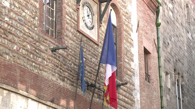 Les « Alduyistes » sortis de la nouvelle équipe du maire, Jean-Marc Pujol (UMP), « Perpignan Pour Tous »... Aminda Quéralt, Maurice Halimi, Jean-Michel Mérieux, Valérie Cons, Jean-Claude Kaiser, Gérard Roger, Marie-Louise Vigué, Michel Cabot : ils ont tous en commun « l'Aduyisme » ; ils ont été virés ! Dit-on, en ville... Seul Romain Grau subsiste, mais jusqu'à quand ?