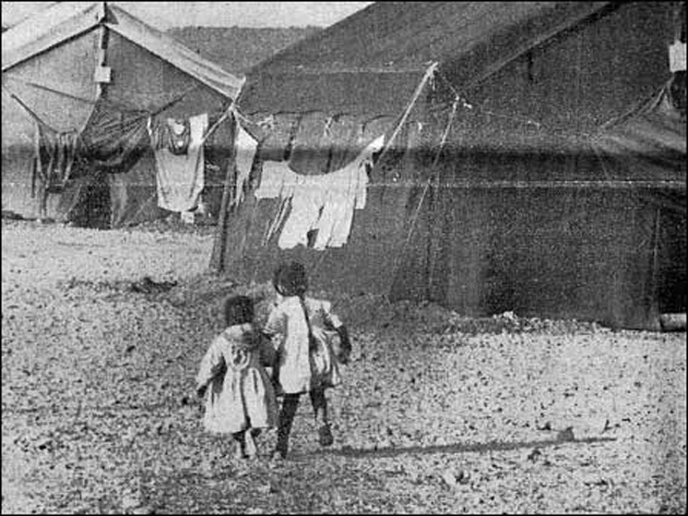 memorial-du-camp-de-rivesaltes-participez-a-la-collecte-de-documents-darchives-et-dobjets