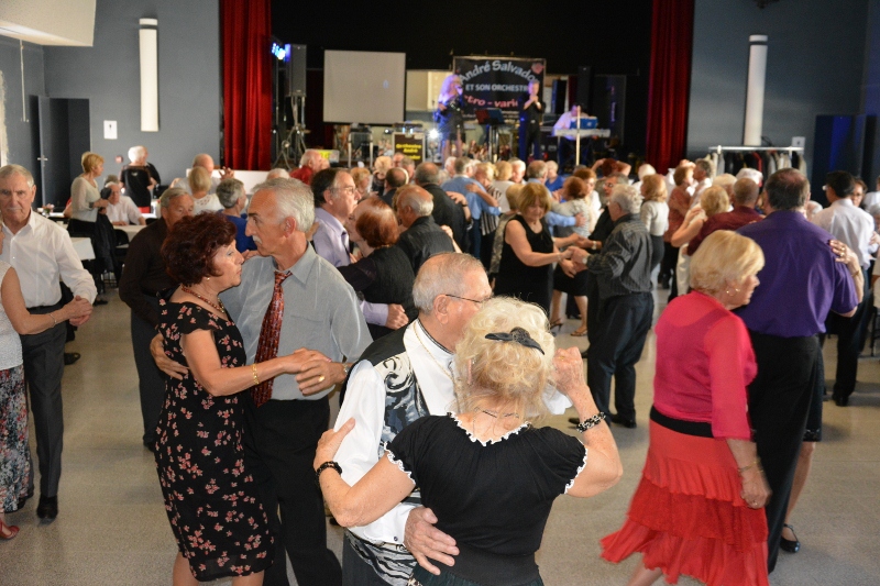 Thé Dansant du Comité des Fêtes de Saint-Nazaire avec André Salvador