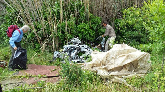 L'opération municipale Enfants de de la mer s'est poursuivie le 13 mai avec une opération citoyenne de nettoyage de certaines zones d'Argelès-sur-Mer. Celle-ci s'est soldée par un succès : 70 personnes se sont mobilisées et 12 m3 de déchets ont été récoltés.