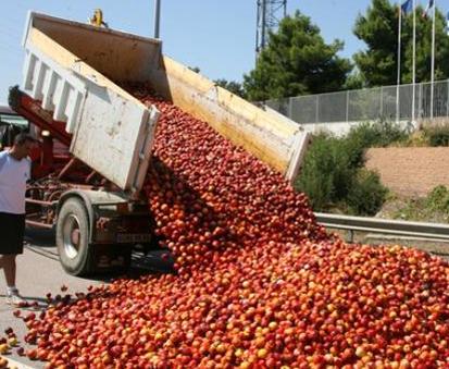 La préfecture communique sur la situation et les actions des producteurs de fruits des PO