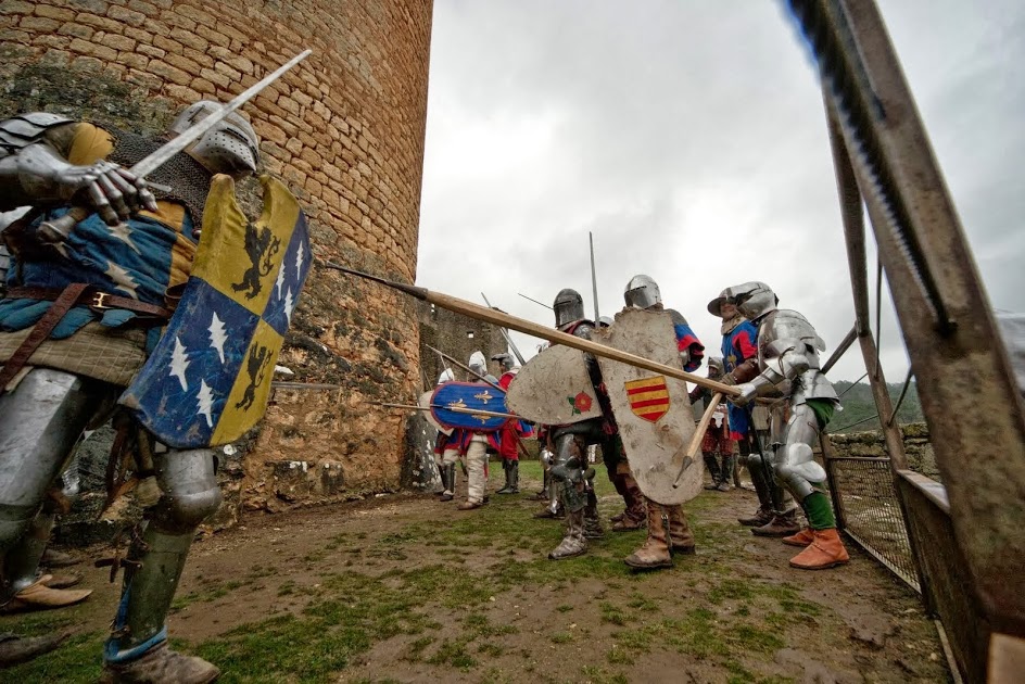 perpignan-trobades-medievales-et-brocante-en-ville