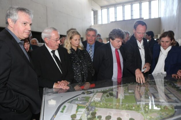 argeles-sur-mer-le-president-de-la-region-visite-le-futur-lycee-christian-bourquin