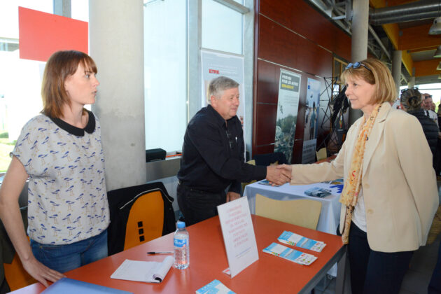 Mme la Préfète Josiane Chevalier au stand de la CPDTS66