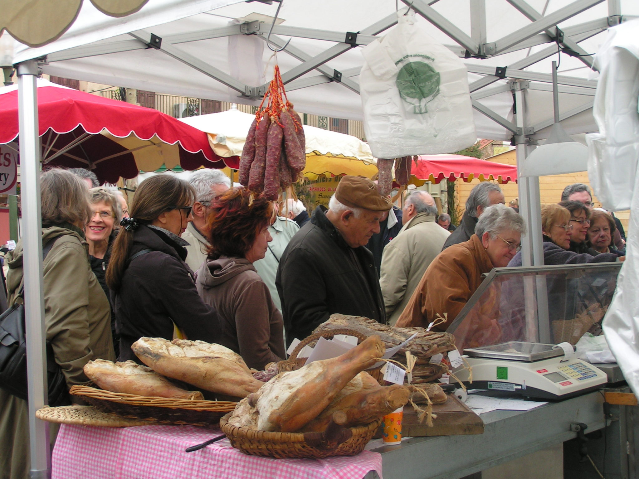 Thuir présente son Marché Gourmand de Printemps