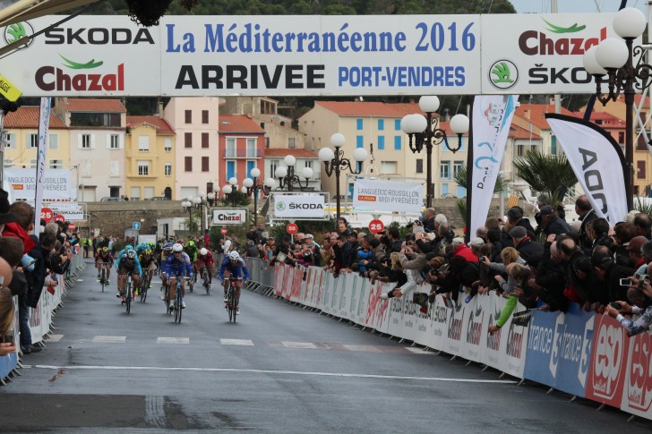 Port-Vendres La Cité de Vénus ville-étape de la course cycliste La Méditerranéenne