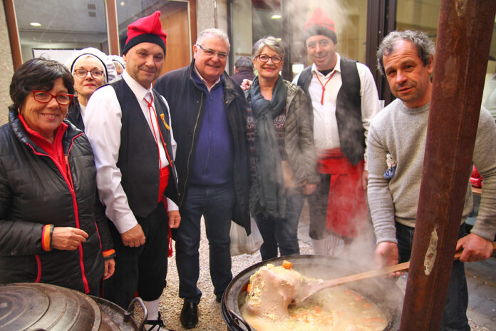 le-soler-la-5eme-edition-de-la-fete-du-cochon-a-remporte-un-beau-succes