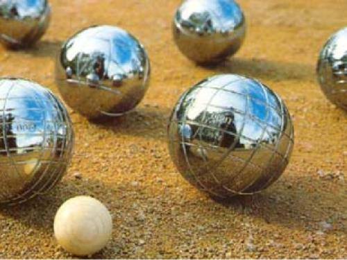 Concours de boules à Montferrer