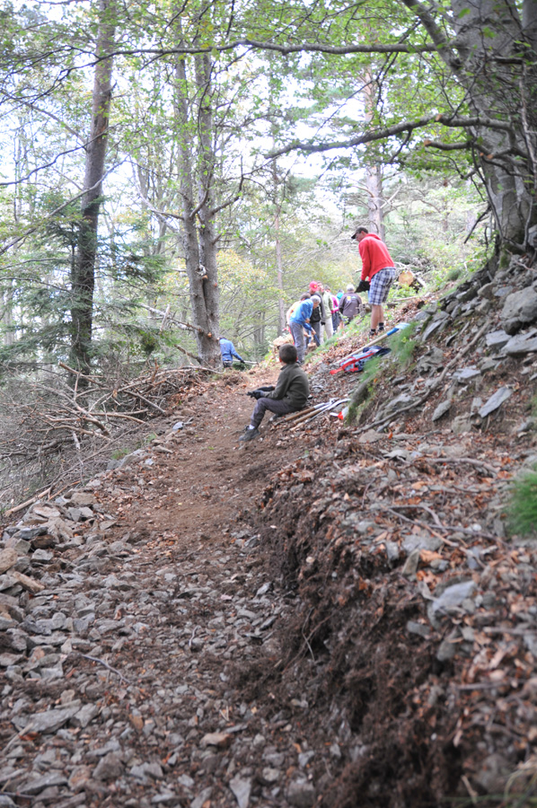 chantier-citoyen-sentier-acces-pinosa