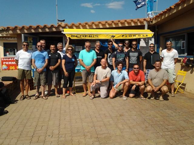 De futurs moniteurs de plongée sous-marine en formation à Banyuls au Rederis