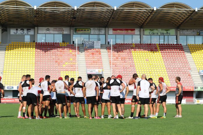 dedicaces-seance-photo-dragons-catalans-a-toulouges