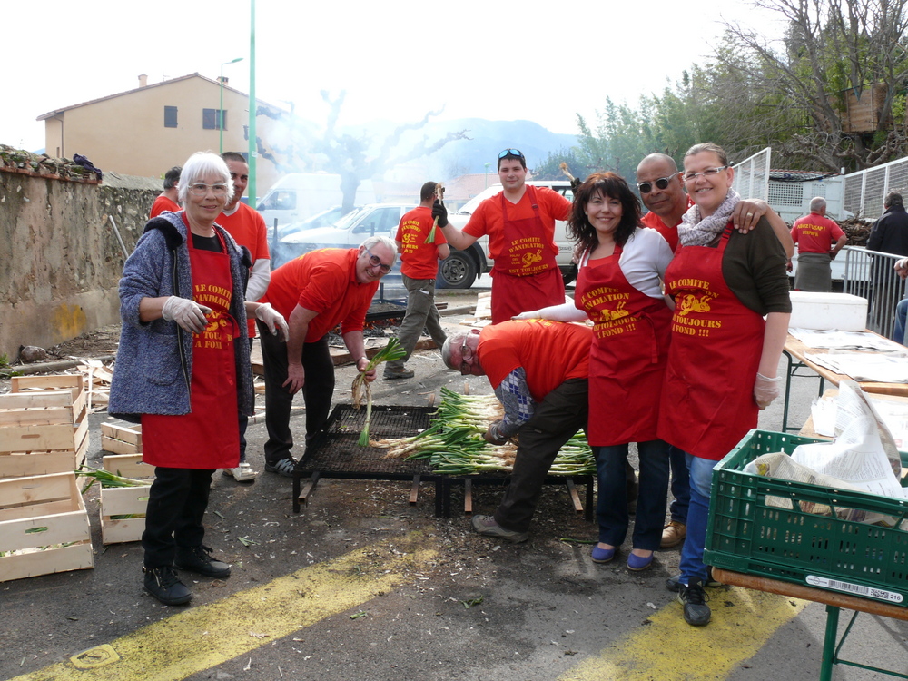 Vif succès et forte participation à la « calçotada » de Palau del Vidre