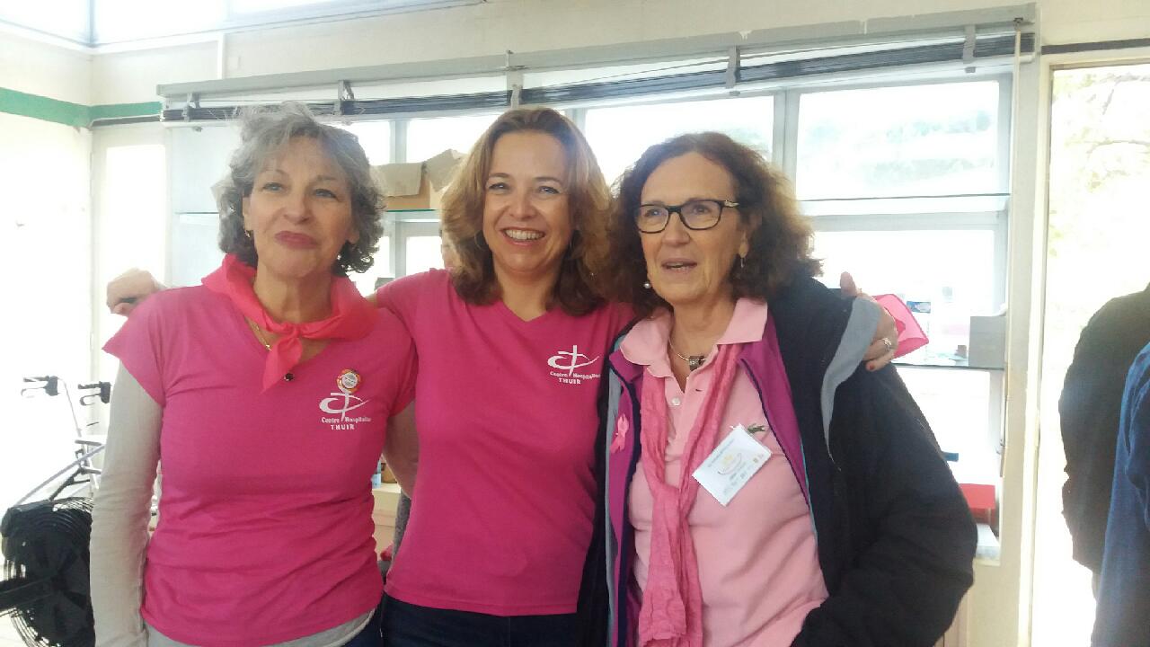 mobilisation-pour-octobre-rose-a-lhopital-de-thuir