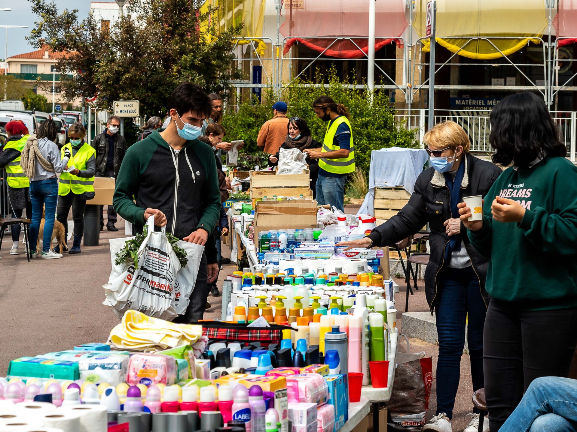 3eme distribution alimentaire en faveur des étudiants à Perpignan