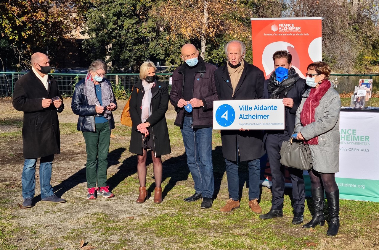 Toulouges/ Plantation d’un arbre à souhaits pour France Alzheimer