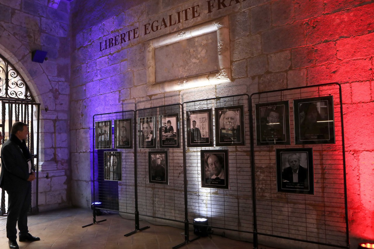 La ville de Perpignan a rendu hommage aux victimes de l’attentat du 7 janvier 2015 contre la rédaction du journal Charlie Hebdo