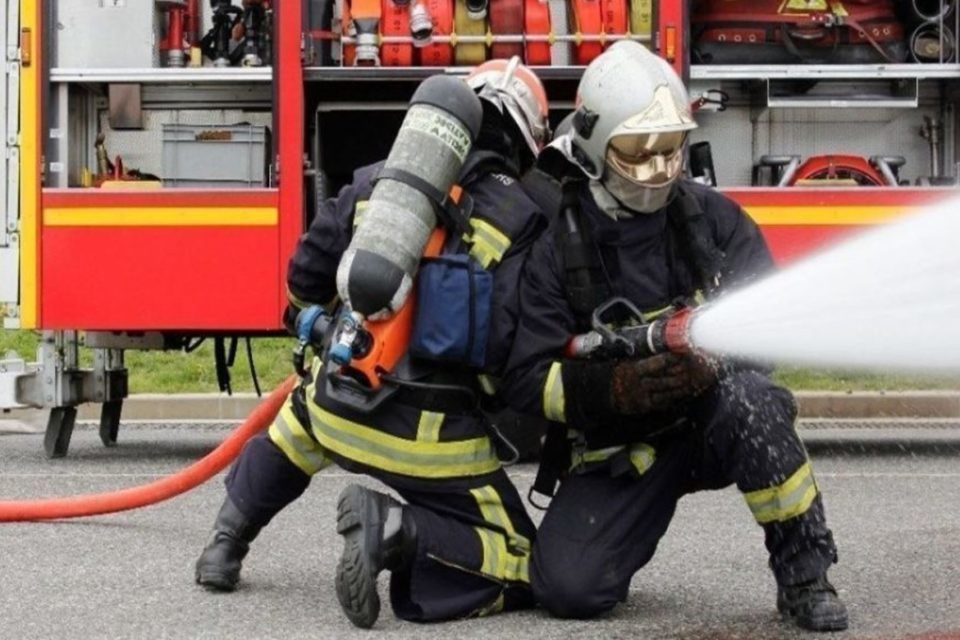 #FLASHINFO : Perpignan : un incendie sur le parking de l’aéroport brûle 7 voitures – Le Soler : le Lions club organise un vide-grenier solidaire