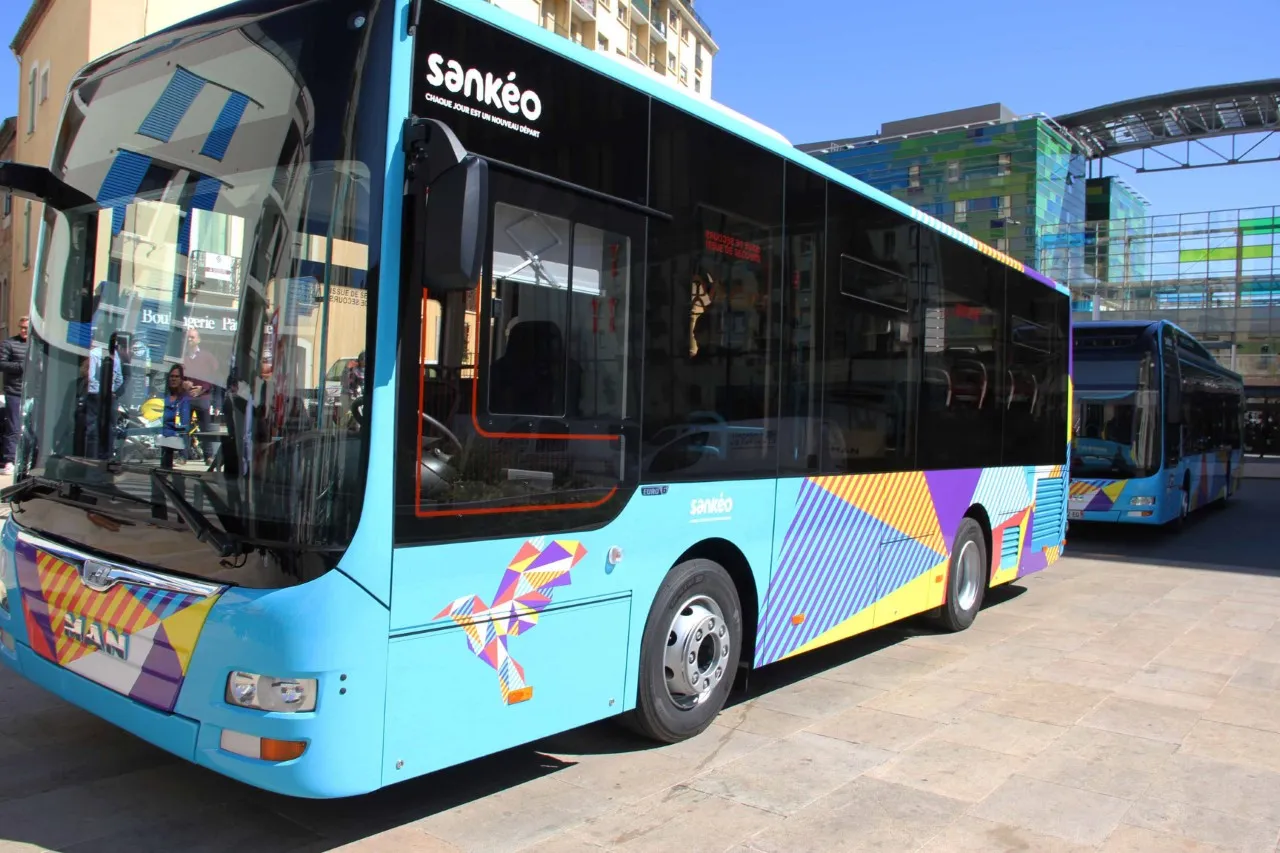 #FLASHINFO : Sankéo : Retour à la normale après un arrêt total des bus hier – Le tueur de la gare de Perpignan : Verdict attendu aujourd’hui