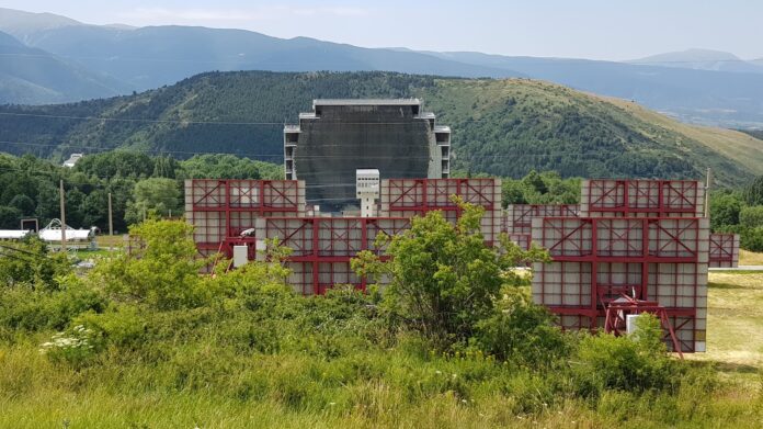 Visites insolites du CNRS – À la découverte du grand four solaire d’Odeillo