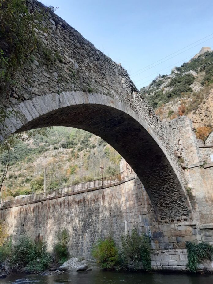 Restauration du pont Saint-Pierre reliant Villefranche-de-Conflent au fort Libéria