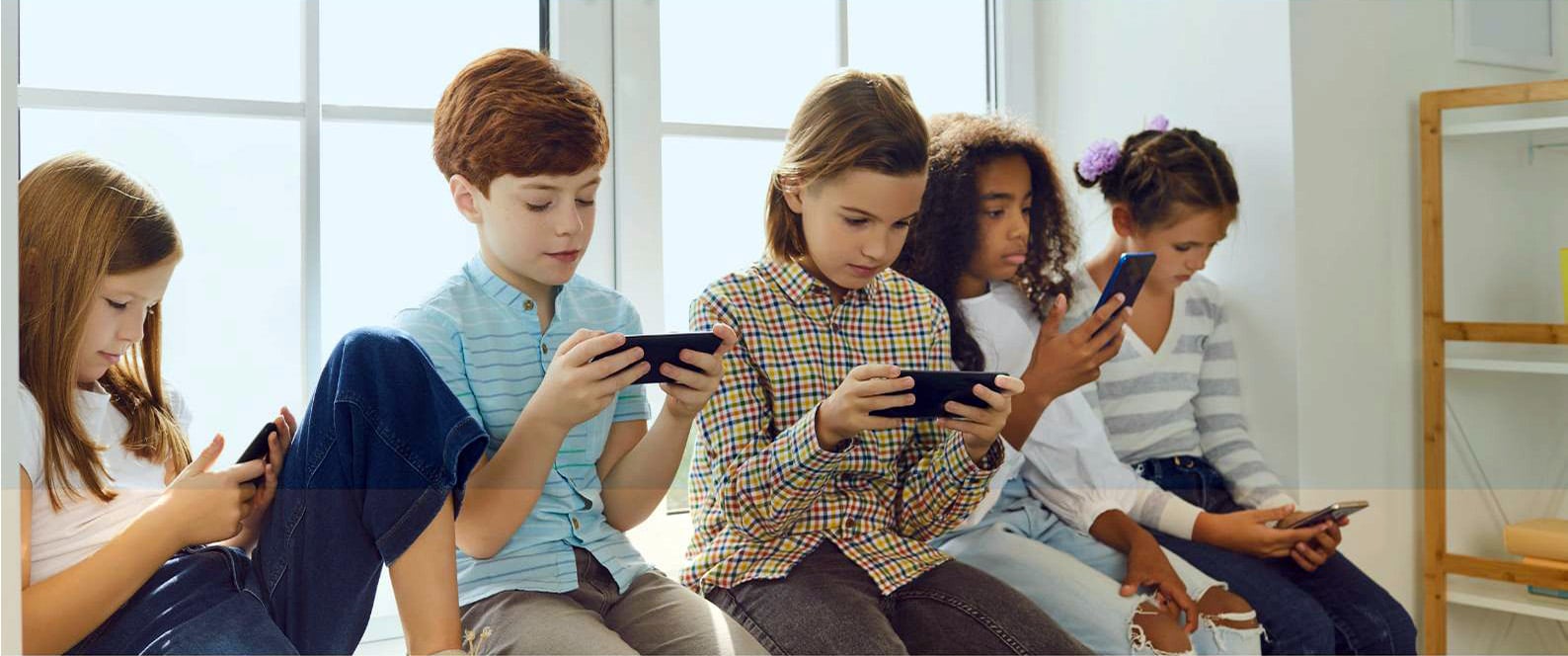 Conférence sur l'impact de l'utilisation des téléphones portables et des réseaux sociaux chez les enfants et les adolescents