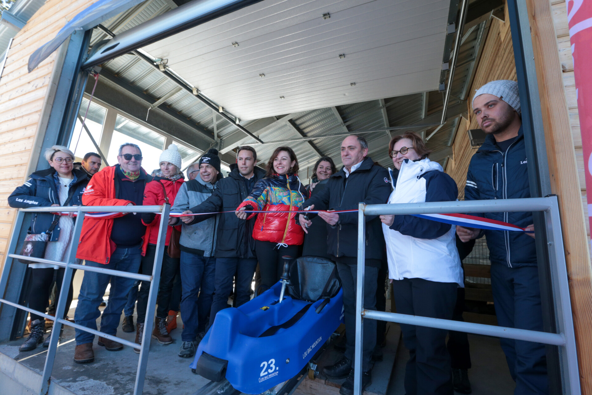 Le Département poursuit sa stratégie de développement d’un tourisme 4 saisons en participant au financement de la luge monorail aux Angles