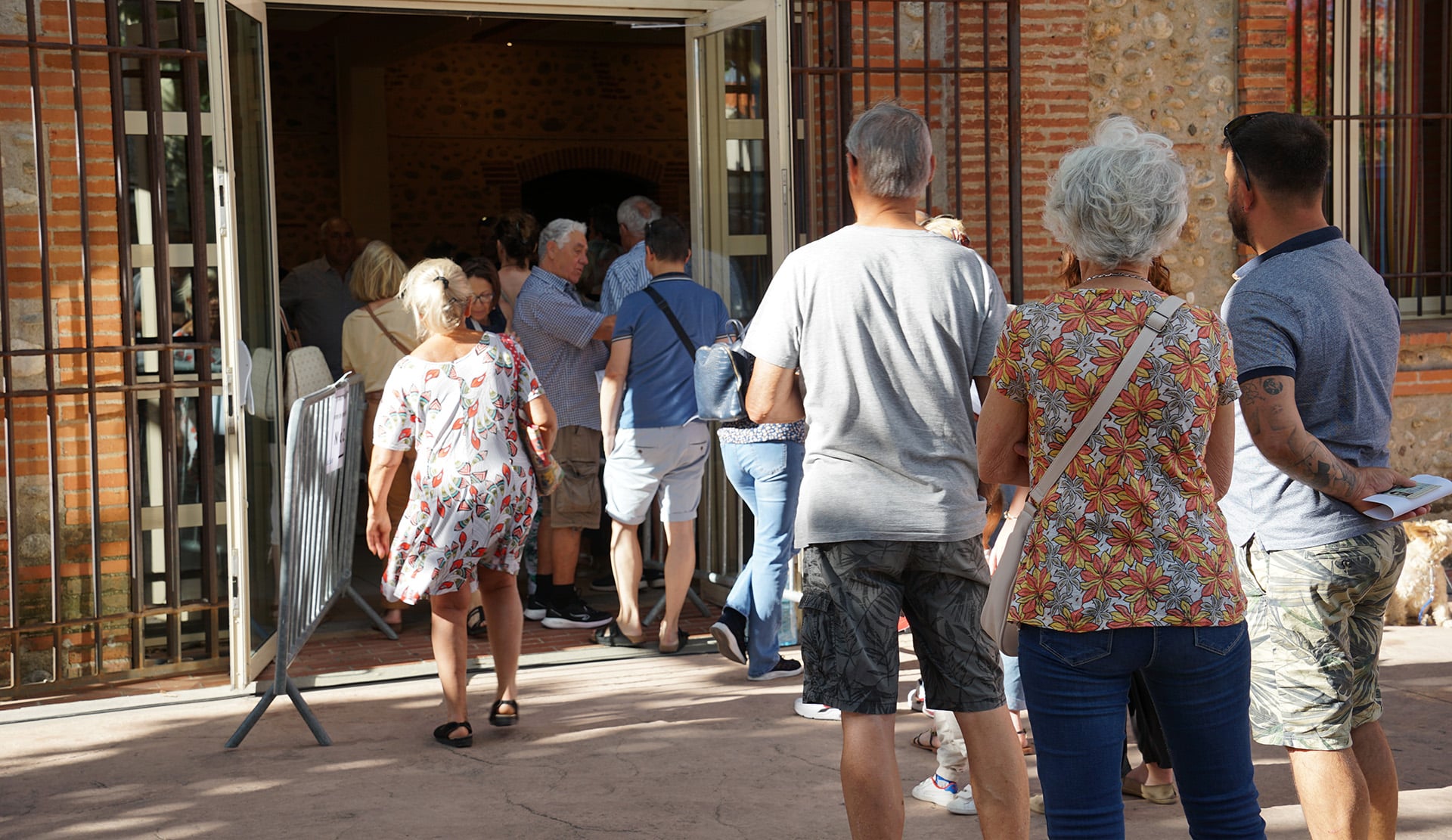 Le Soler : les élus distribuent des kits « économie d’eau » à la population