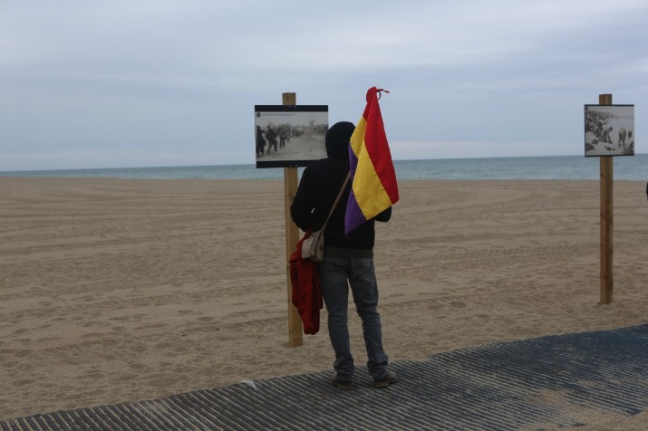 Mémoires du camp d’Argelès sur Mer sur le sable