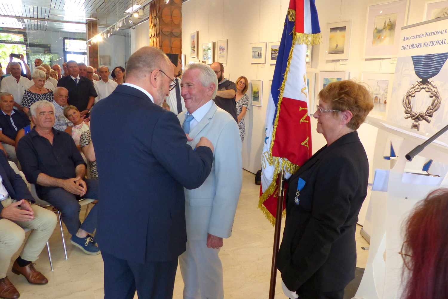 Le Préfet des Pyrénées Orientales a remis les insignes de Chevalier de l’Ordre National du Mérite au maire de Banyuls sur Mer.