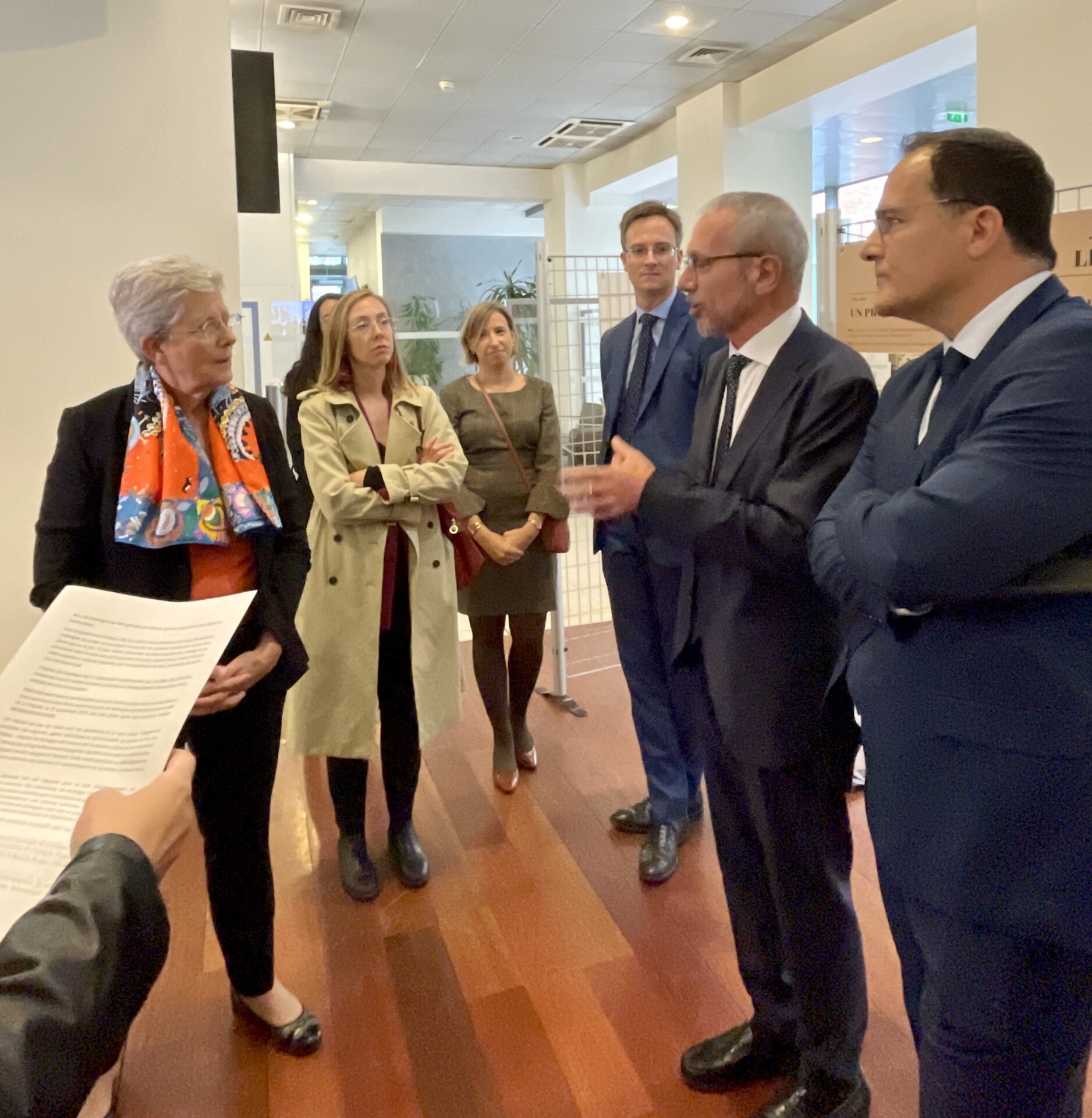 Le finissage de l’exposition à Paris pour le dixième anniversaire du GECT Hôpital  de Cerdagne consolide la coopération sanitaire transfrontalière