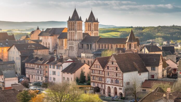 Les voyageurs l'affirment - ce village est la perle méconnue de l'Occitanie